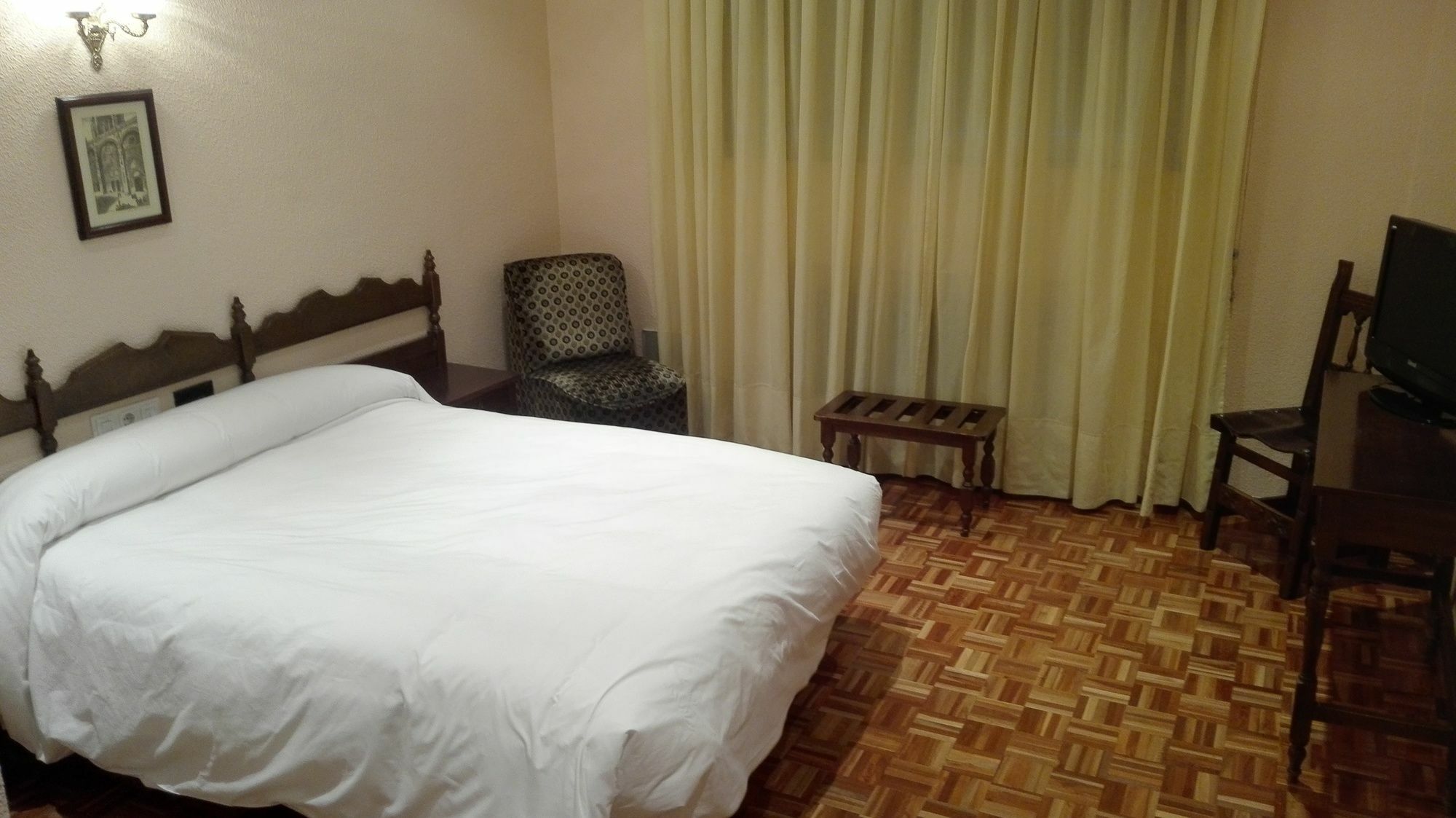 Hotel Castellano Centro Salamanca Buitenkant foto